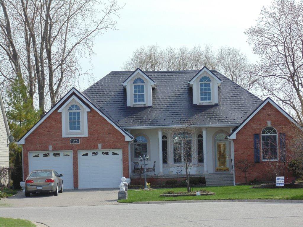 A house with a red brick building